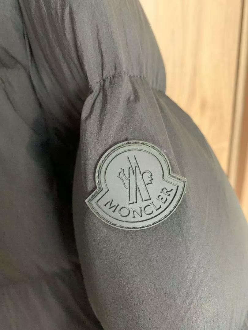 《人気》 極希少✨ブラック ダウンジャケット フード付き~~~~