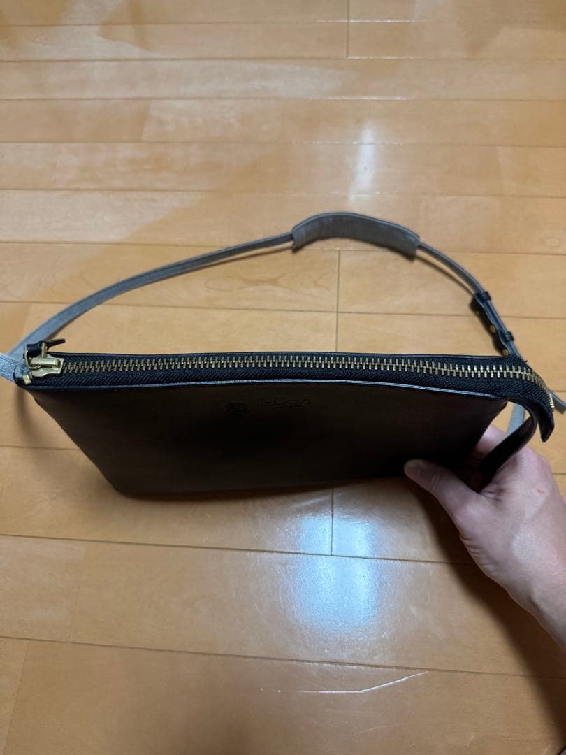 GANZO OIL GLOVE (オイルグローブ) サコッシュM ブラック