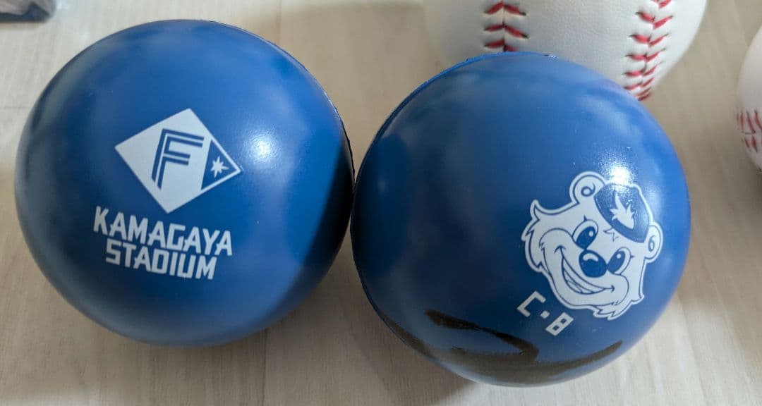 北海道日本ハムファイターズ【直筆サインボール　ロドリゲス＆黒木　２個】投げ込み