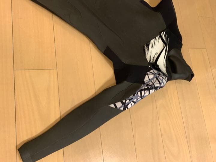 FLAVAR6.  3mmフルスーツ　セミドライ