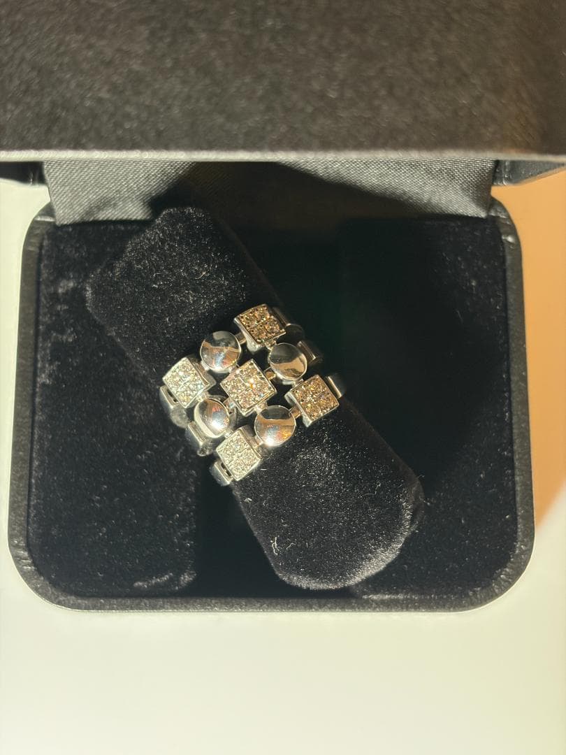 ダイヤモンド 0.58ct ルチアモチーフ アレグラモチーフ 14号 K18WG