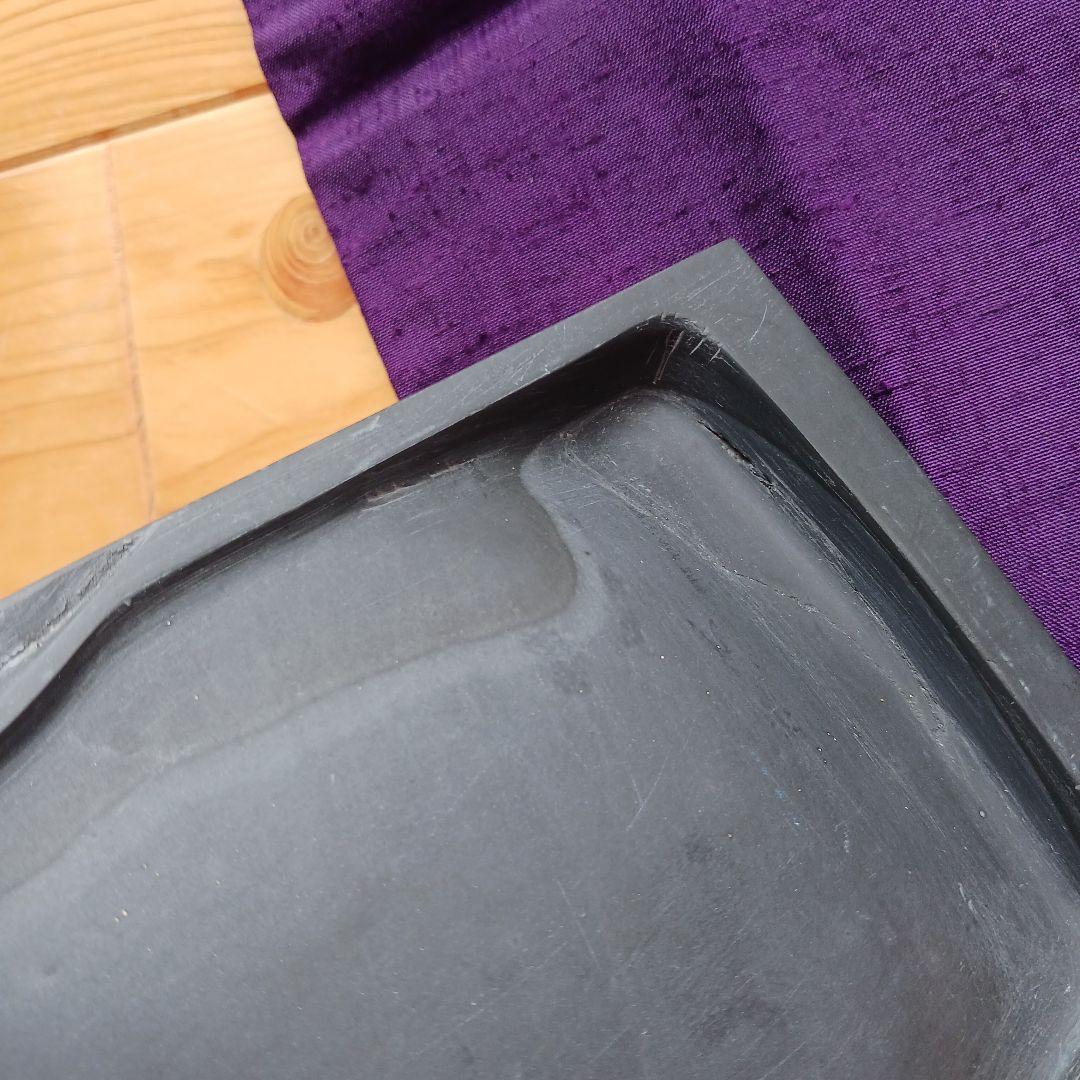 和硯　蒼龍石㉒　蒼白色の石紋