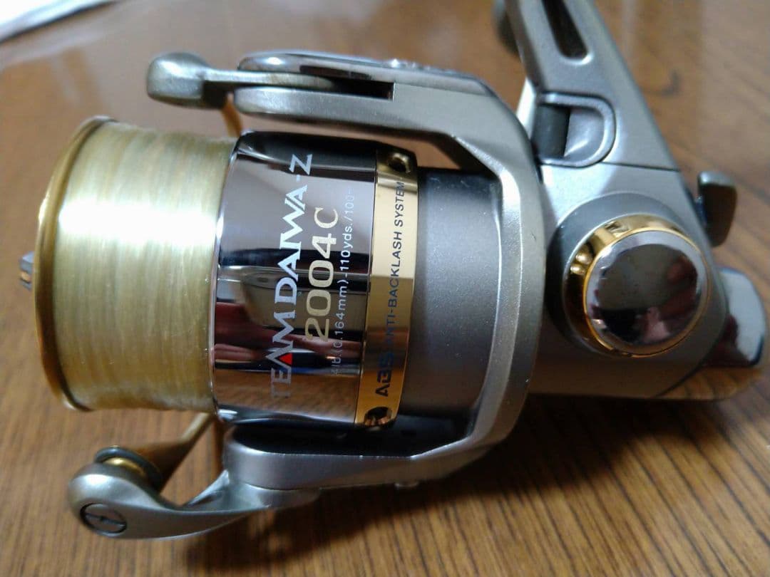 ダイワ TD-Z2004CTEAM DAIWA スピニングリール TD-Z 2004C ダイワ