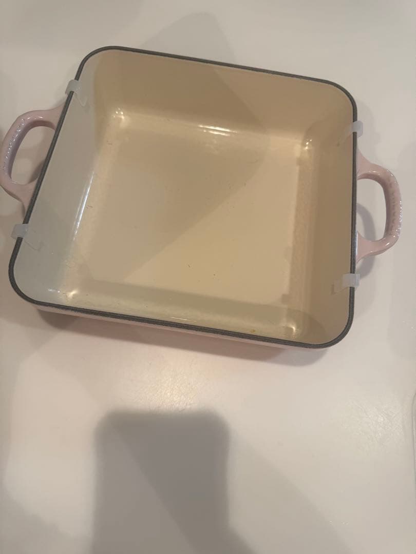 LE CREUSET 鋳鉄製 両手鍋 ピンク 約24cm