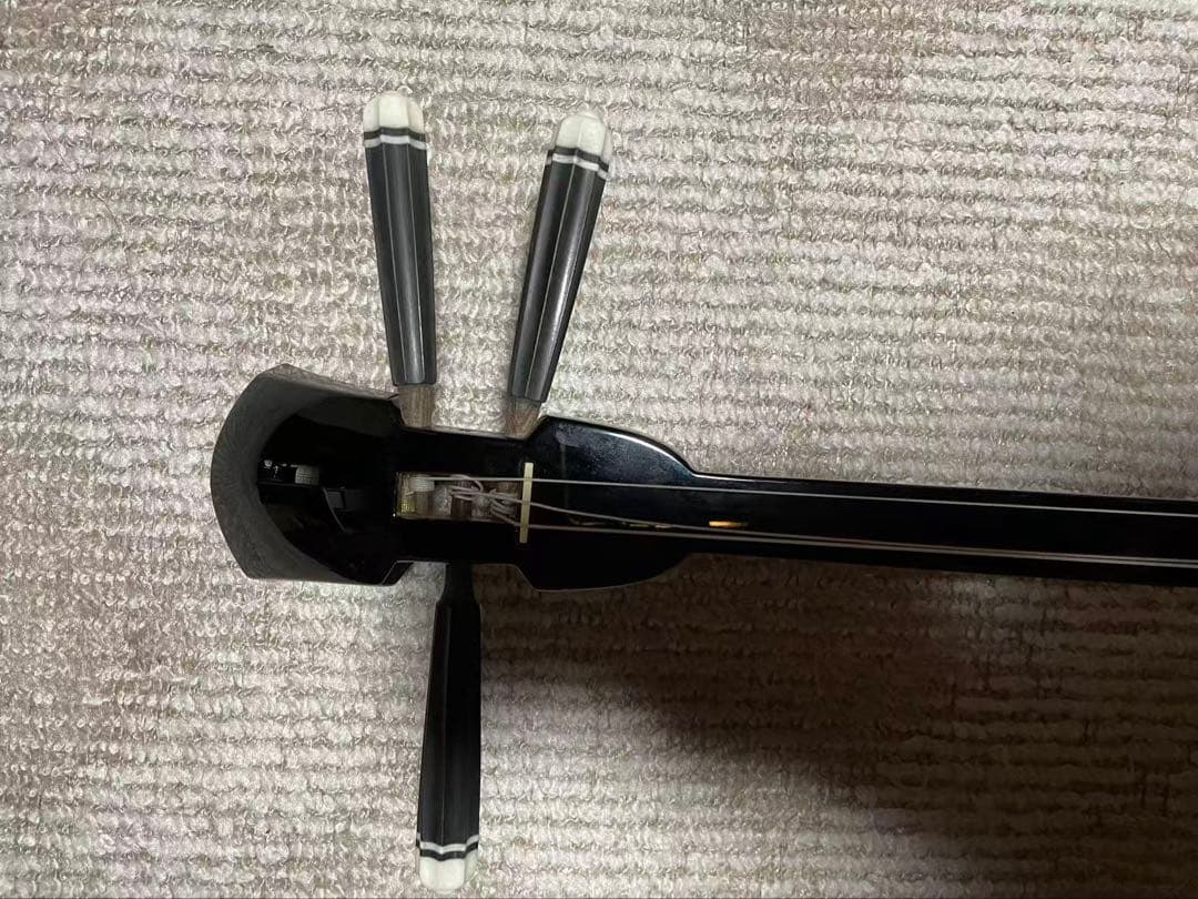 中古品 沖縄三線 弦楽器 和楽器 ケース付き