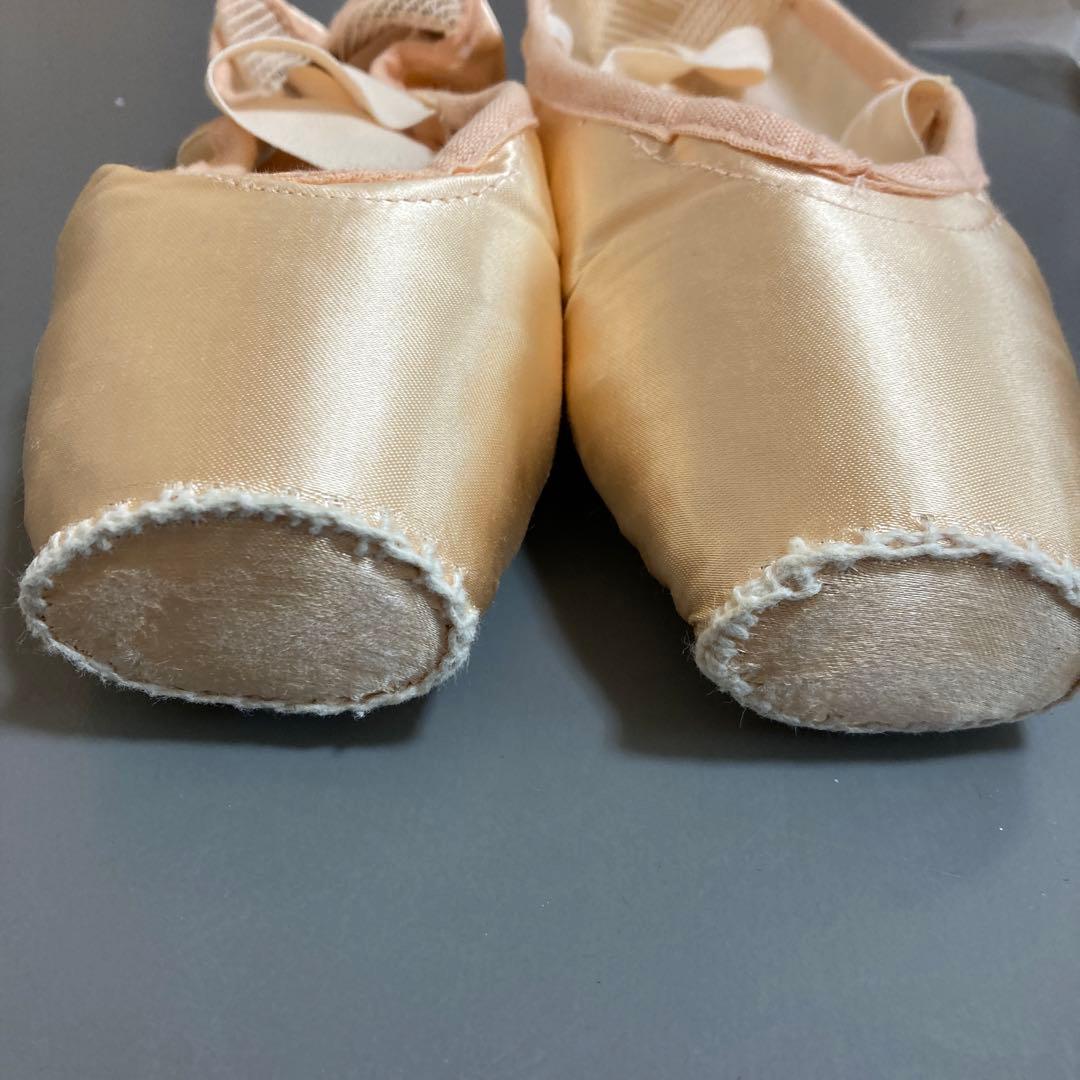 バレエ フリード トウシューズ 4 V X X チャコット - メルカリ