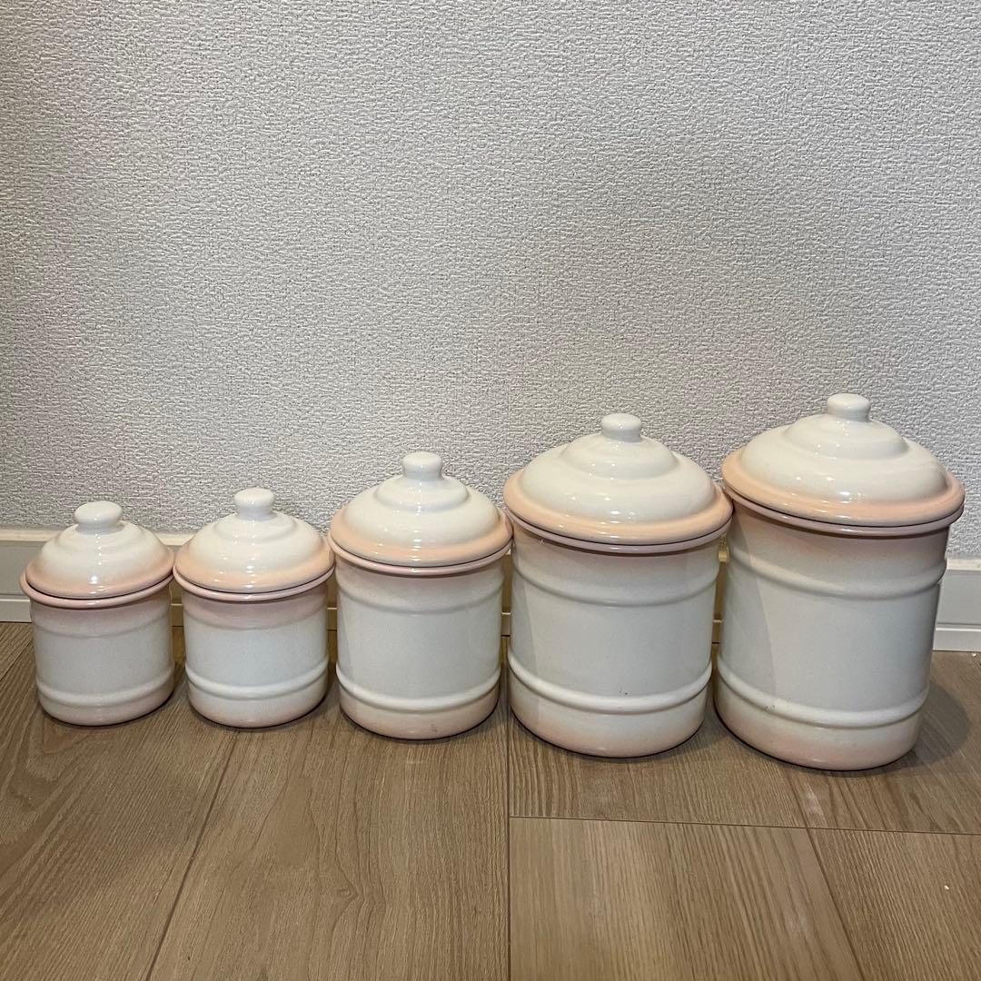 今だけお値下げ♡イマン ポワージュピンクビード入りキャニスター