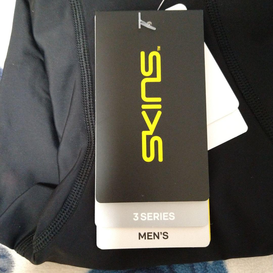 SKINS メンズ ブラック タイツ 3シリーズ