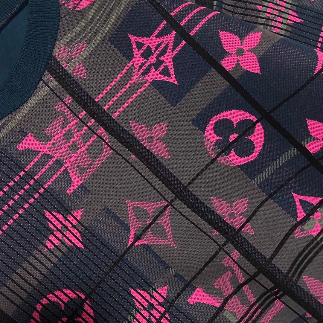 【美品】ルイヴィトン スウェット マルチカラー モノグラム ジャガード