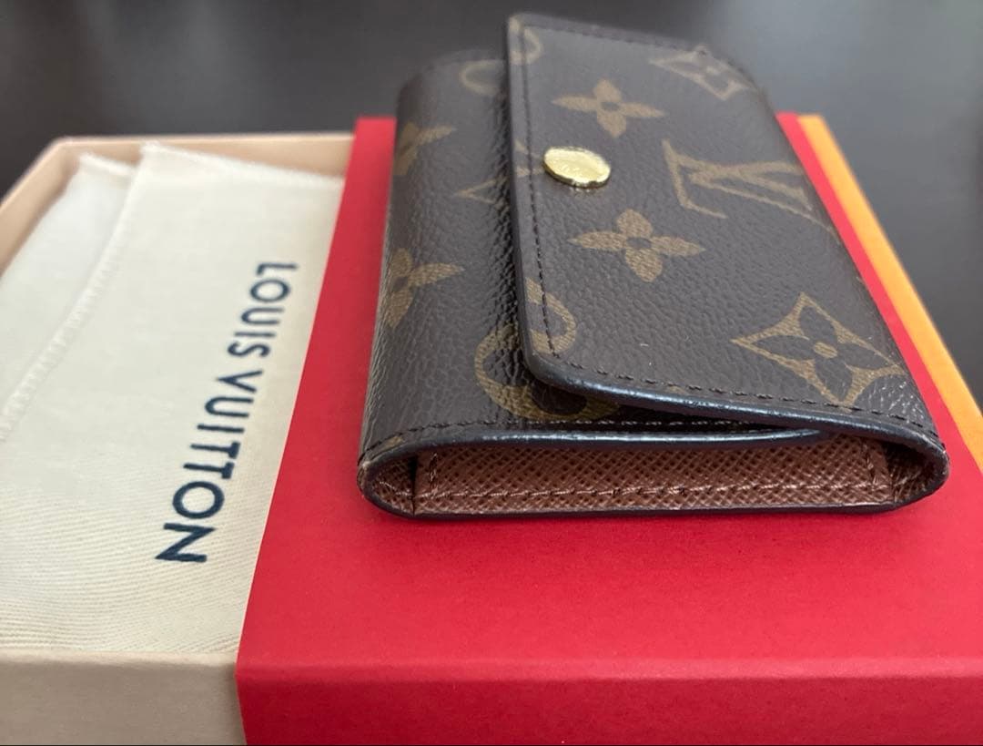 LOUIS VUITTON モノグラム　キーケース