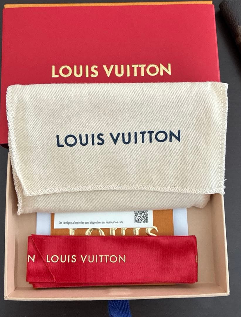 LOUIS VUITTON モノグラム　キーケース