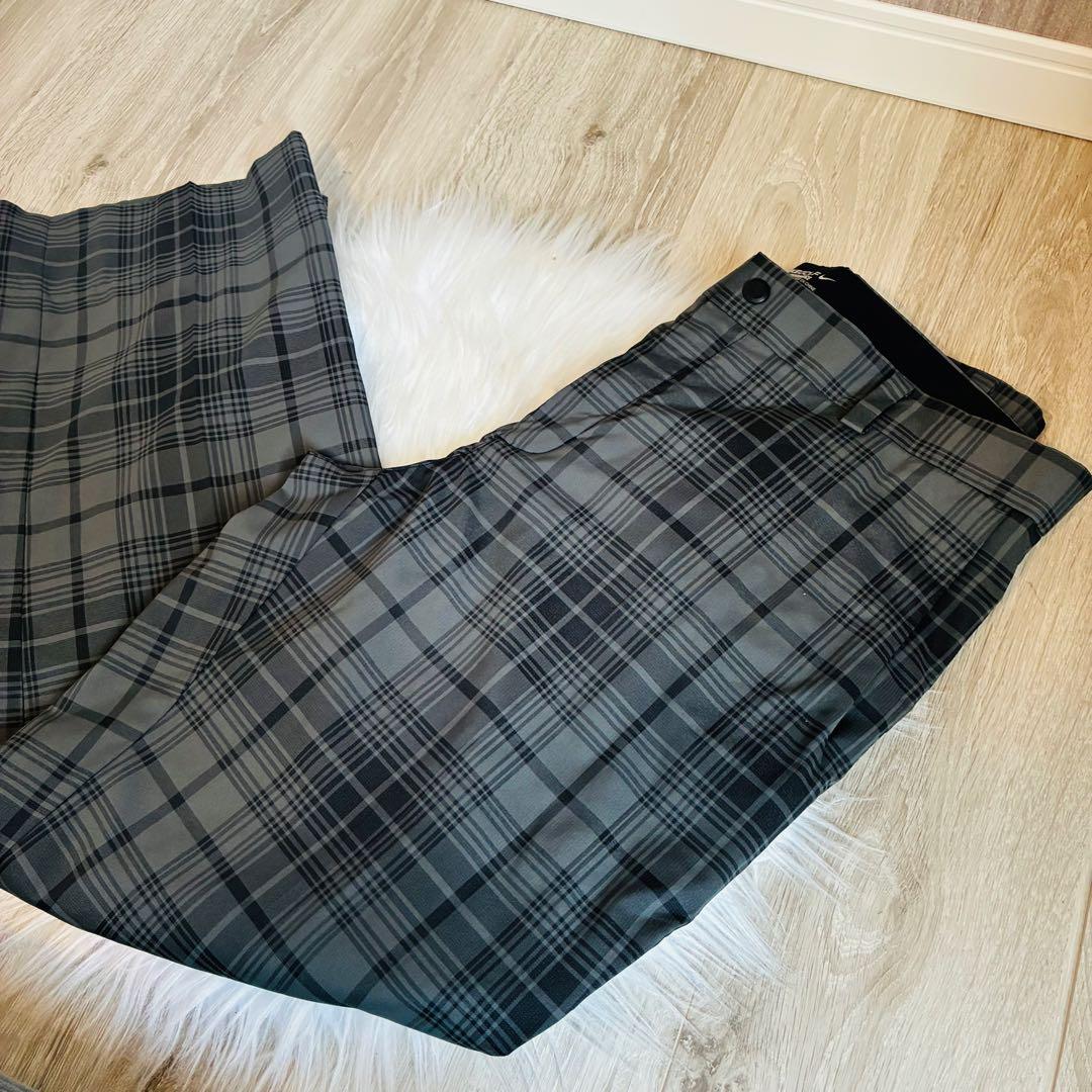 未使用級 NIKE GOLF ナイキゴルフ タイガーウッズ チェック ロゴ刺繍