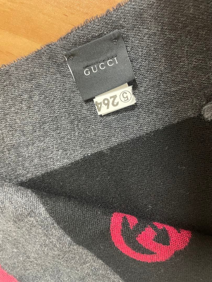 グッチ　GUCCI マフラー　ストール　グレー　赤緑　GG