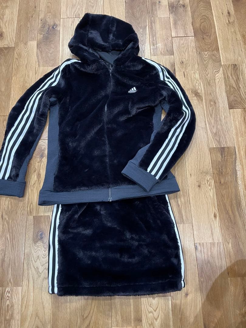 adidas ゴルフウエアセットアップ ベロア素材 黒M