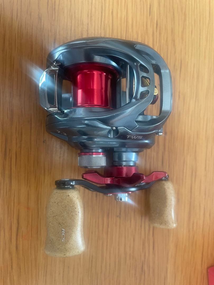 17タトゥーラ　ZPIスプール　RCSコルクノブ、ドラグ付