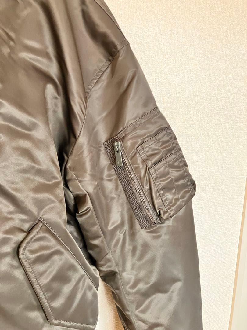 26年復刻 UNIQLO+J ハイブリッドダウンオーバーサイズMA1 グレーM