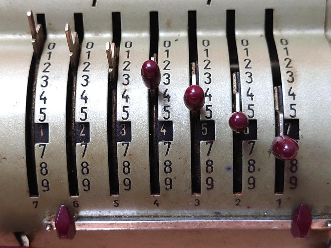 【動作未確認】 brunsviga 11E 電動計算機 レトロ ジャンク扱いで