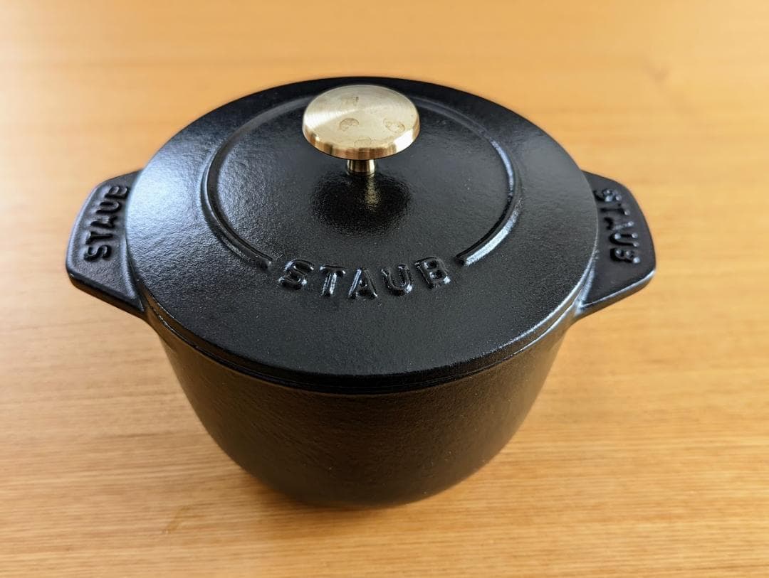 staub ストウブ ラ ココット de GOHAN ブラック Sサイズ B986