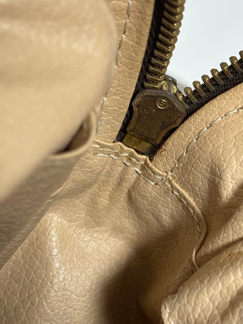 ルイヴィトン モノグラム トゥルーストワレット28 ポーチ 正規品　863NO