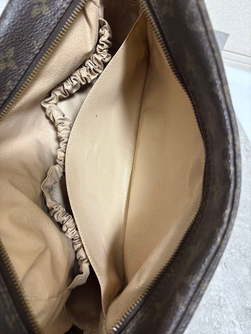 ルイヴィトン モノグラム トゥルーストワレット28 ポーチ 正規品　863NO