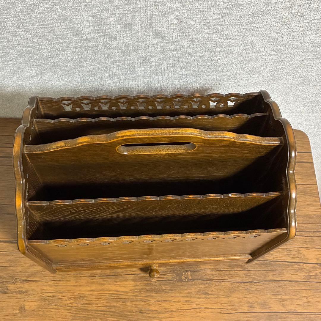 パリの雑貨屋 マガジンラック レース模様 レトロ アンティーク　木製 引き出し