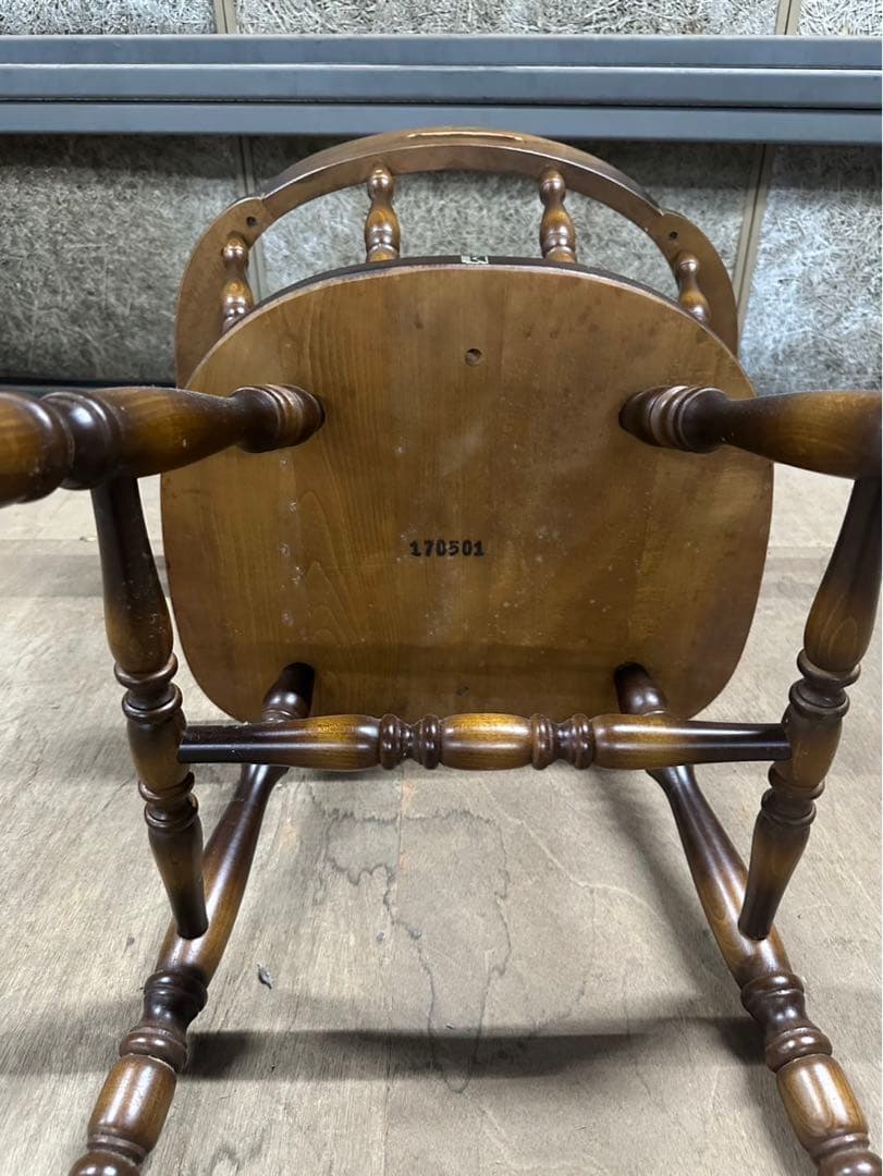 ④ 【飛騨産業 キツツキ】 ウィンザーチェア ダイニング 昭和レトロ 椅子