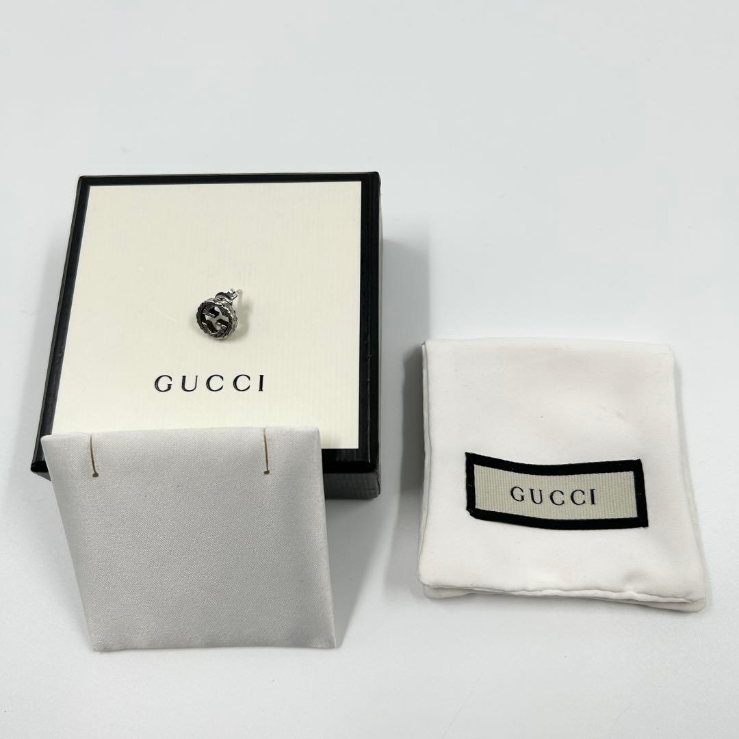美品✨　グッチ　GUCCI ピアス　アラベスク　インターロッキング　G　燻　片耳
