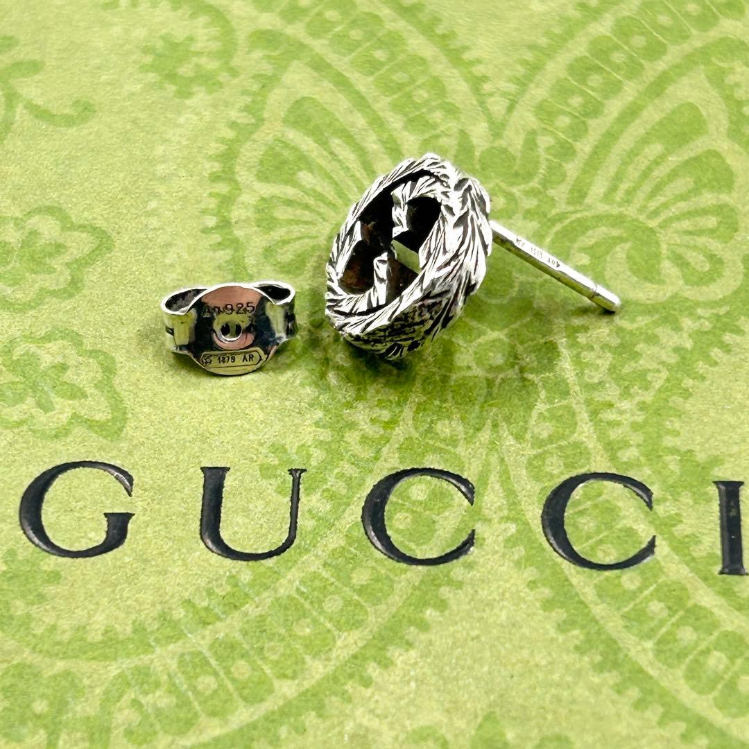 美品✨　グッチ　GUCCI ピアス　アラベスク　インターロッキング　G　燻　片耳