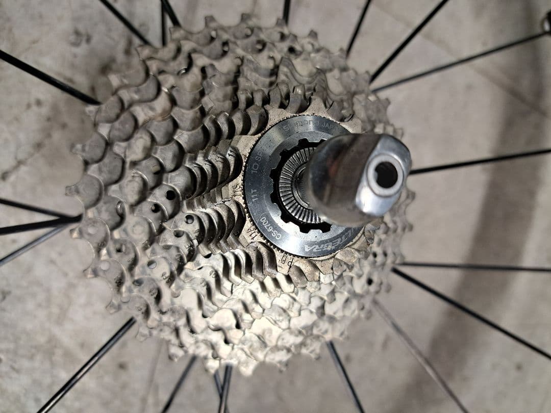 ジャンク DURA-ACE 完組カーボンディープホイールセットWH-R7801