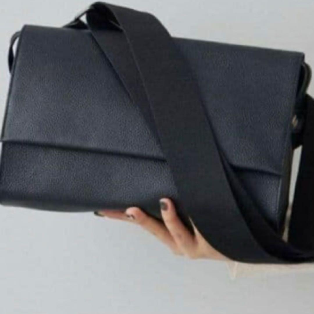 ear PAPILLONNER 柄ワイドテープショルダーバッグ 限定ブラック美品