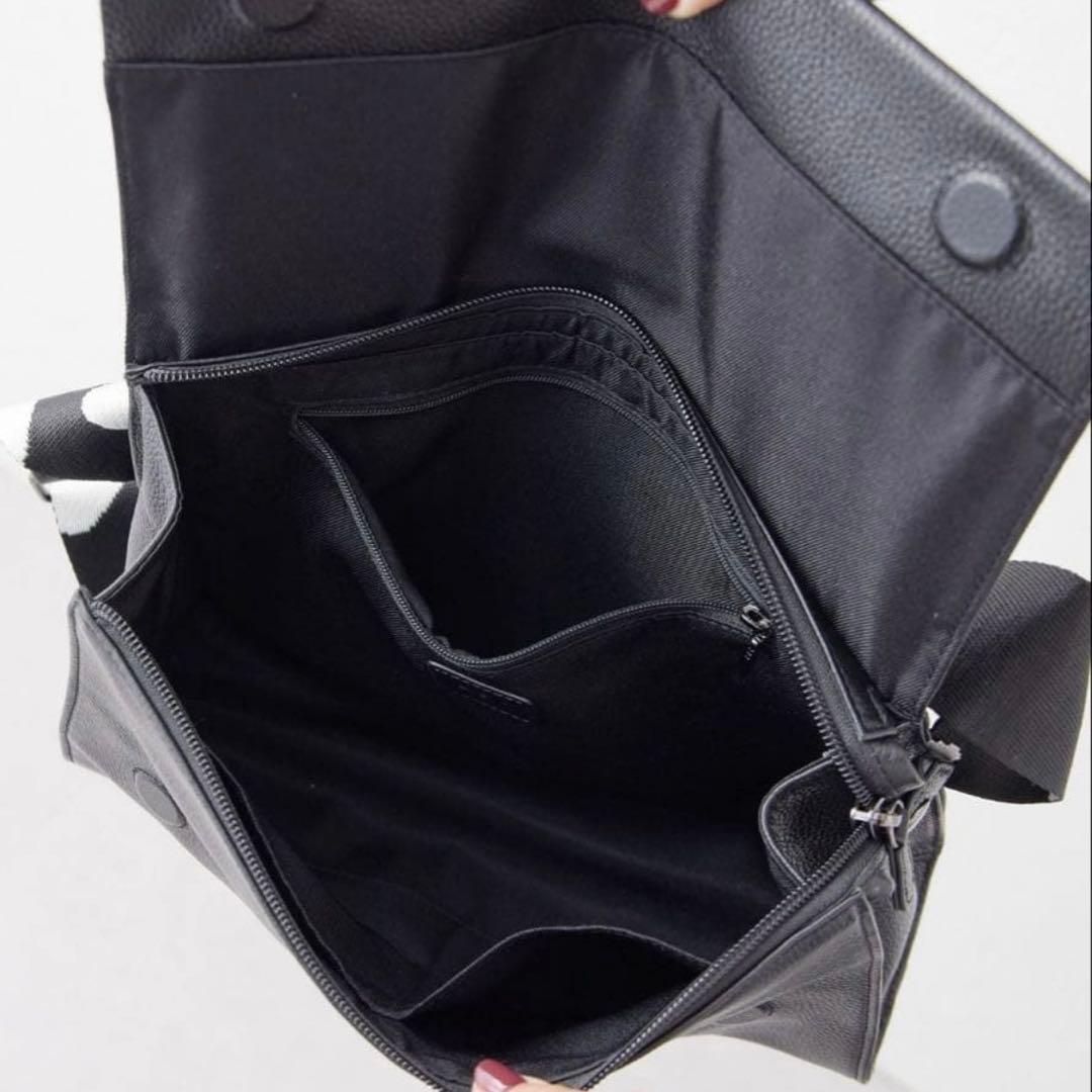 ear PAPILLONNER 柄ワイドテープショルダーバッグ 限定ブラック美品