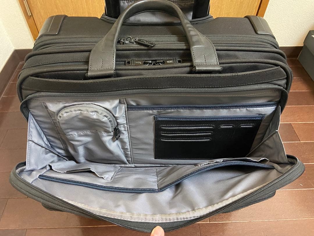 TUMI 26627D2 4輪キャリー