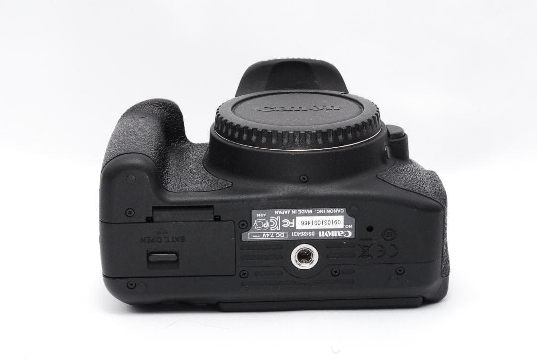 あこ ✨使用回数極少 ほぼ新品✨Canon Kiss X7iダブルレンズ