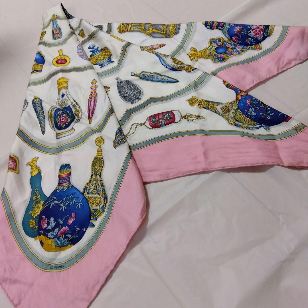 HERMES 香水ボトルデザイン スカーフ - yellows.co.jp 日本