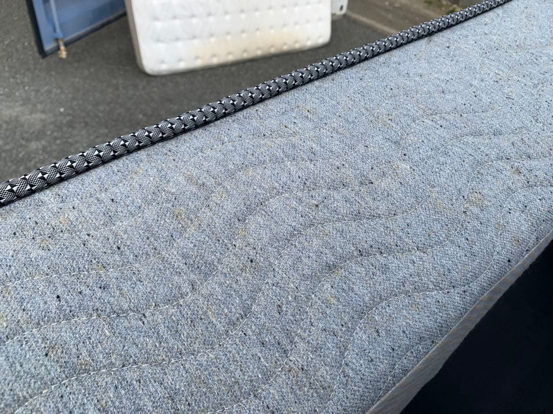 シモンズ　セミダブルベッド　マットレスフレームセット　福岡市から