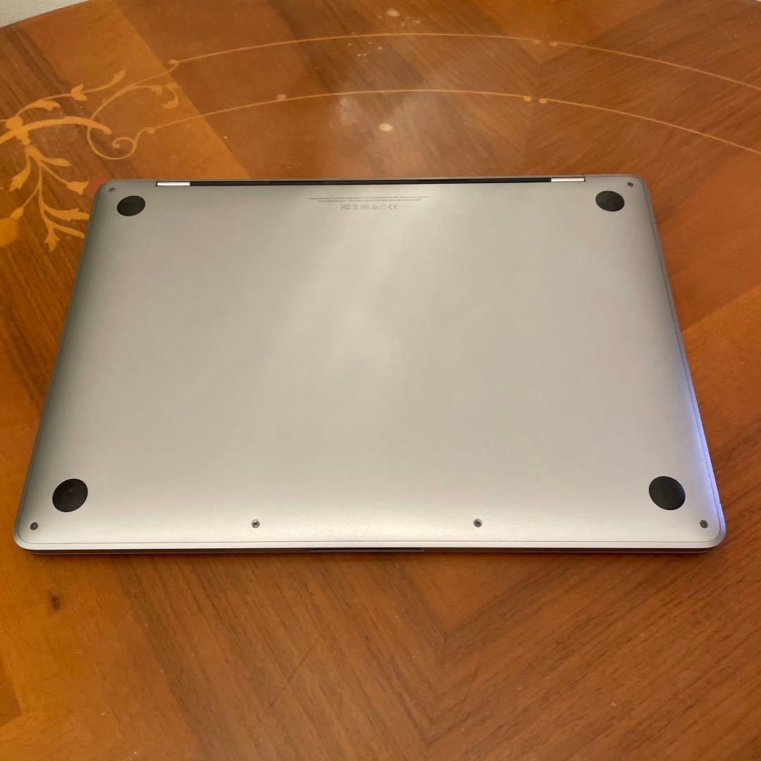 MacBook Pro13インチA1708 256GB Intelバッテリー不良