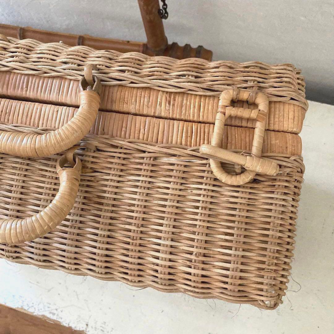 アンティーク　レトロ　かご　バスケット　収納　籐　インテリア　ビンテージ
