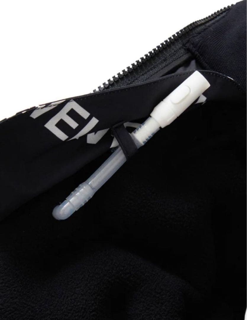 【新品】V12 ゴルフベストLサイズ定価：39600円AIR VET VEST