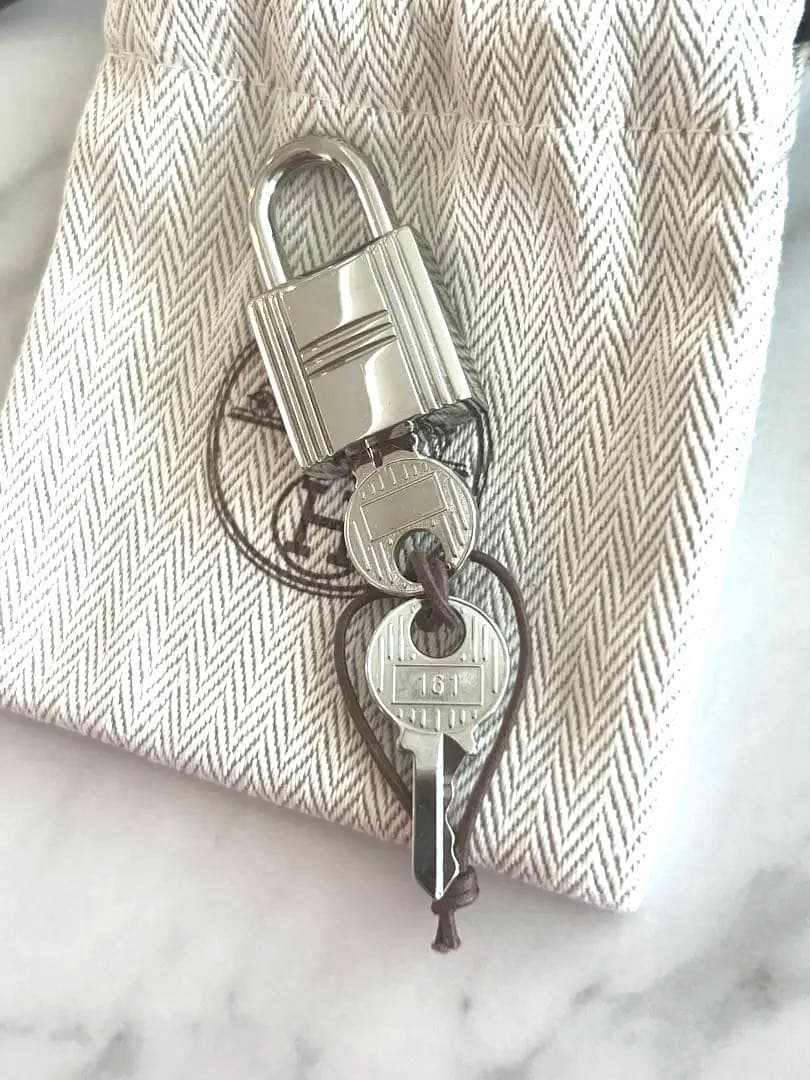 エルメスカデナ鍵2本No.161 保存袋付巾着付