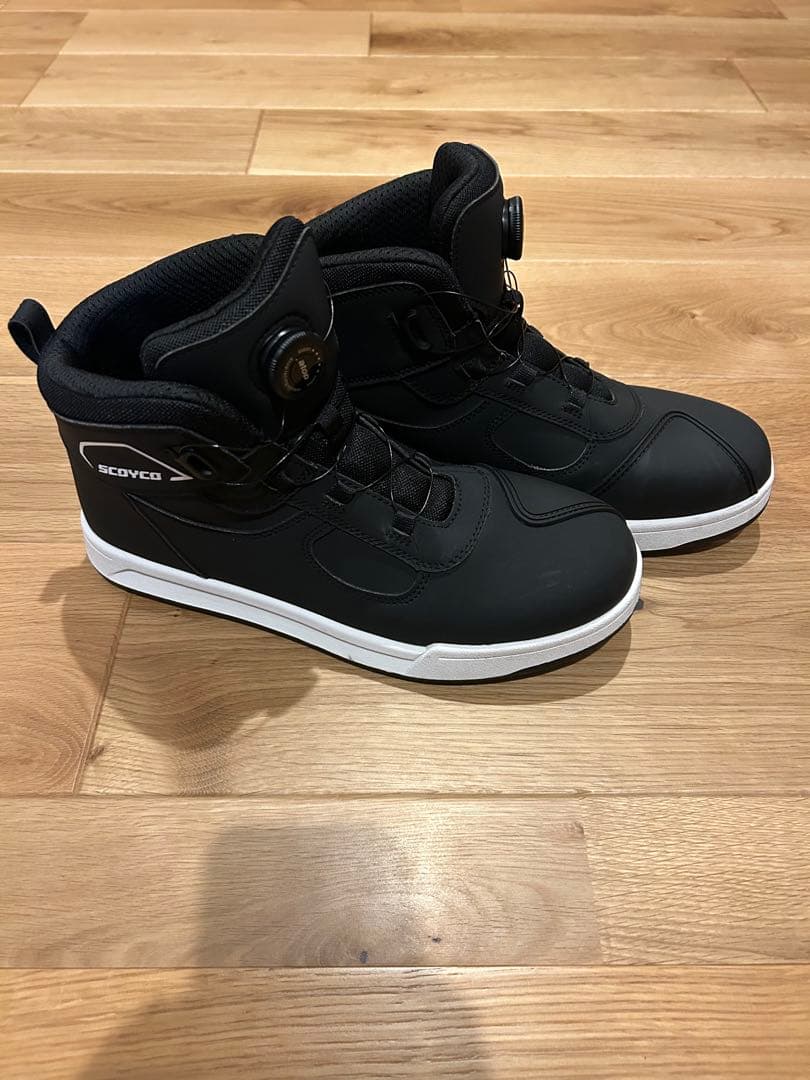 SCOYCO ライディングシューズ MT074 ブラック/ホワイト 27.0cm