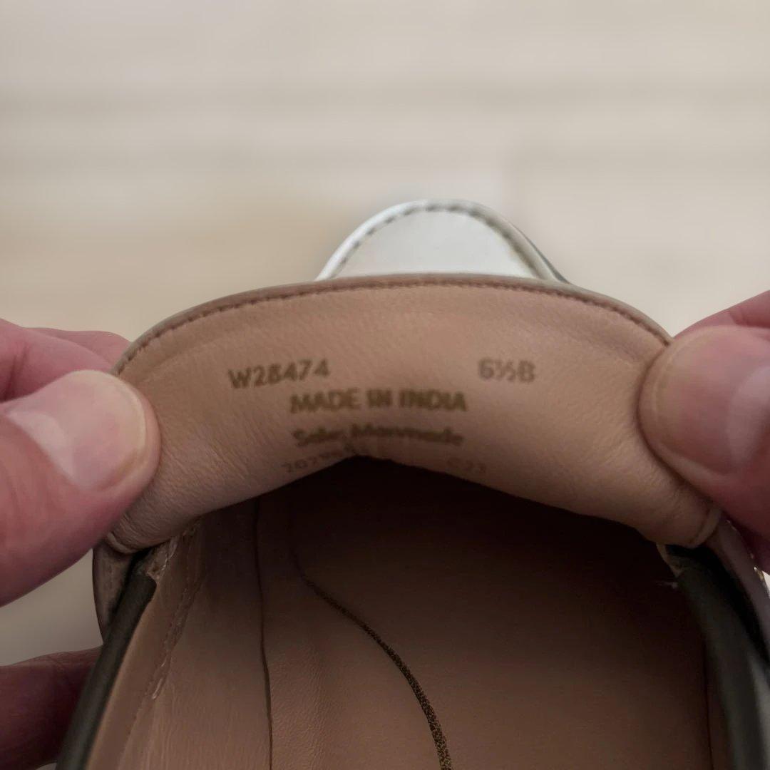 価格変更　コールハーン　ラックスピンチペニーローファー　23.5