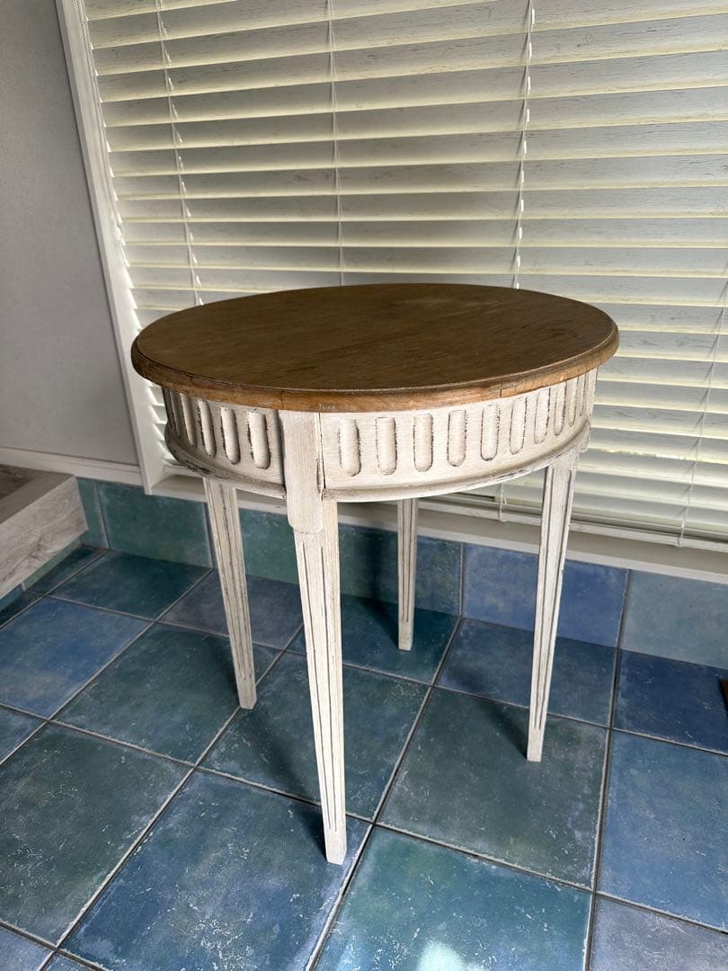 ブランドジュリエ Adaleya ラウンドサイドテーブル