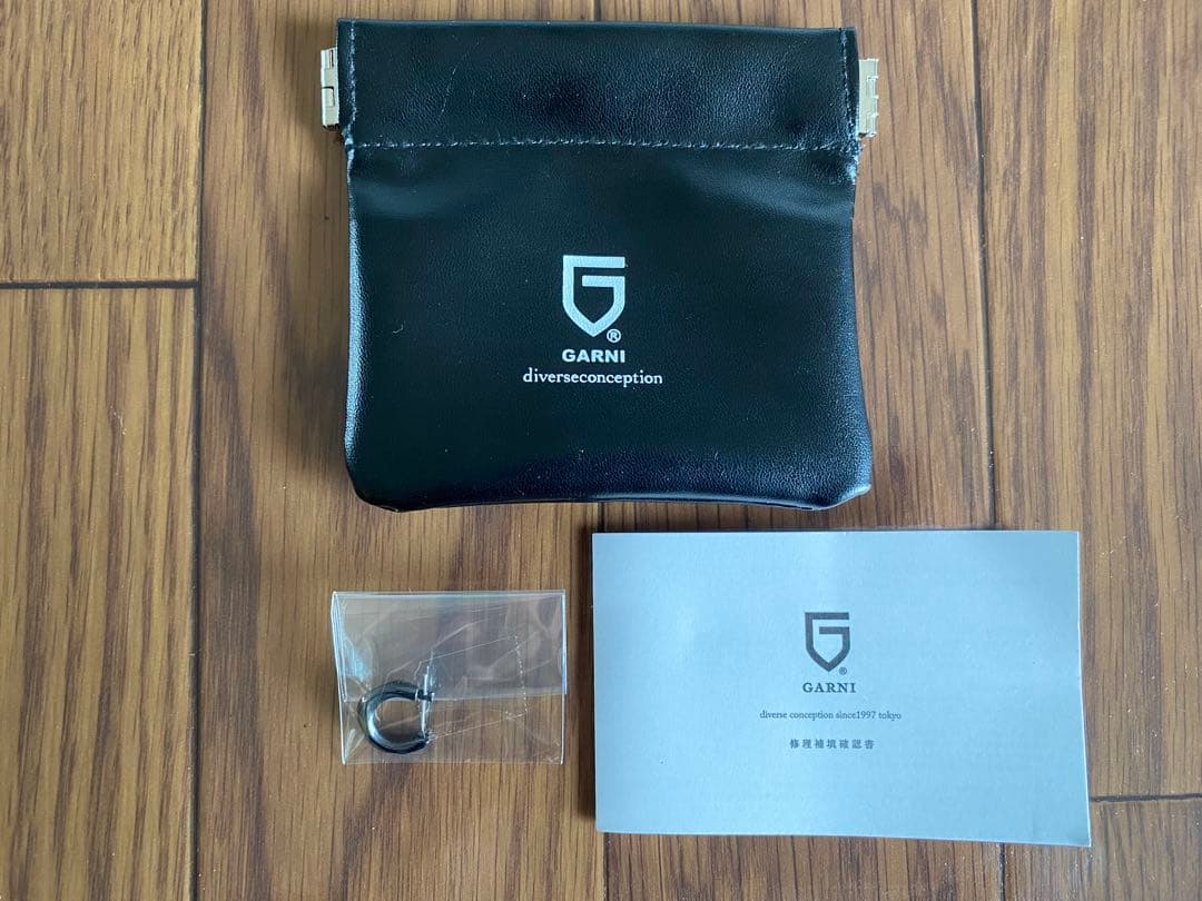 新品未開封 GARNI ブラック 片耳ピアス GP20017