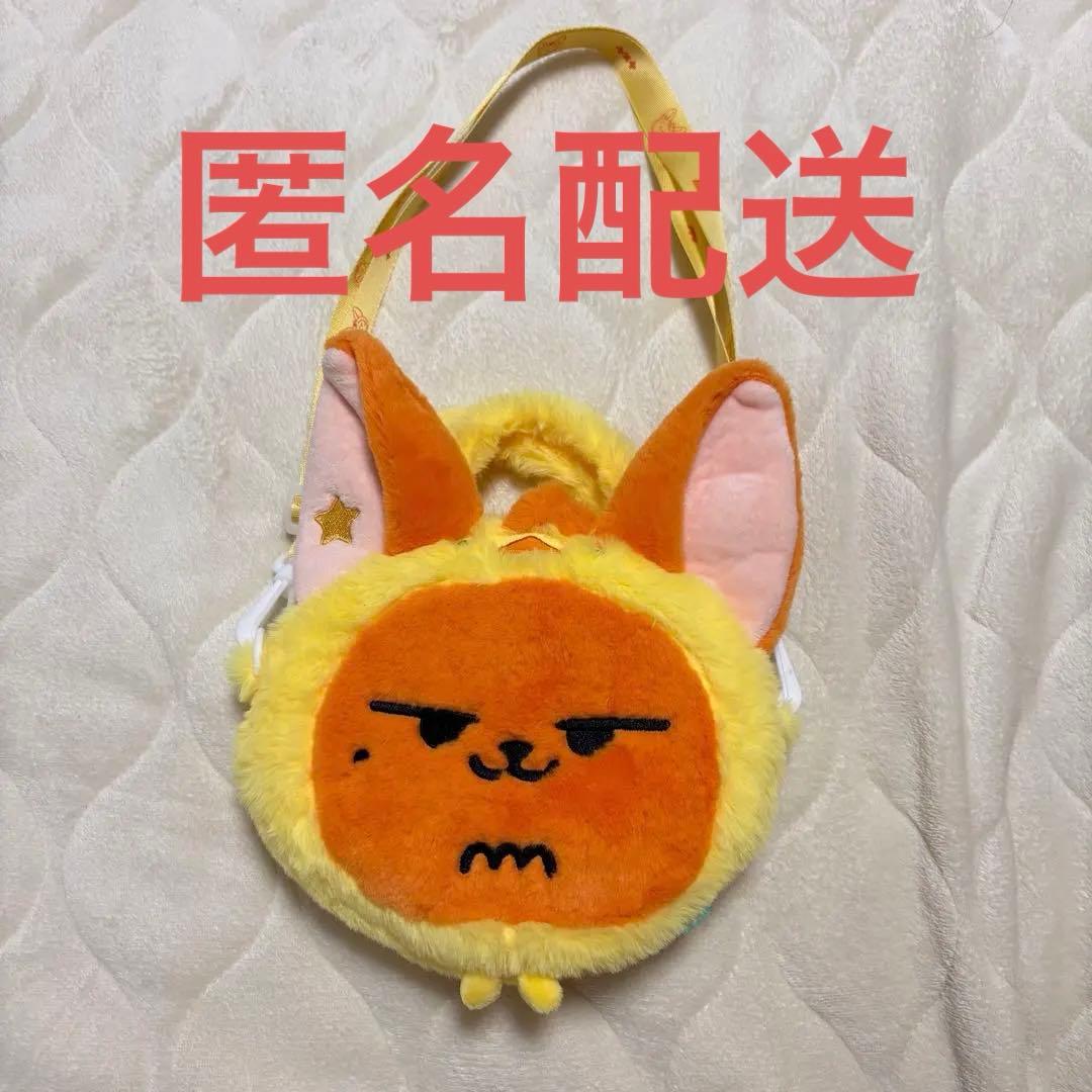 TXT ヨンジュン プルバトゥ クロスバッグ ファンチュン - メルカリ