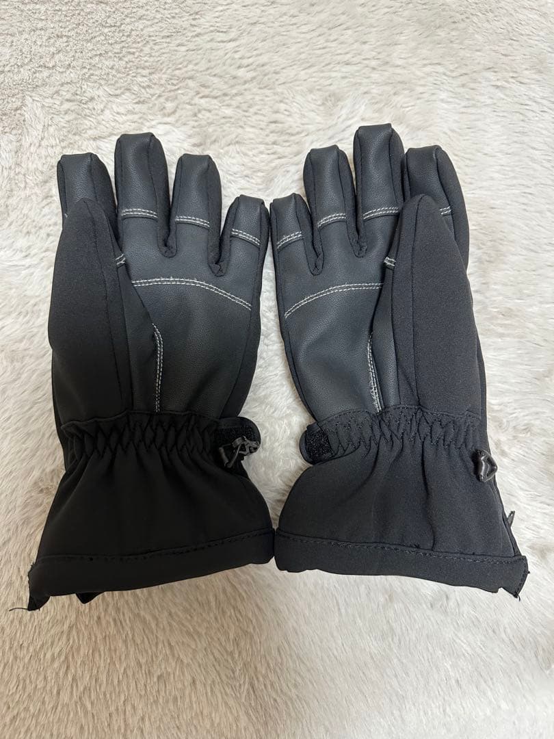 セット売り】スノーボードウェア➕手袋（125㎝〜145㎝くらいまで使え