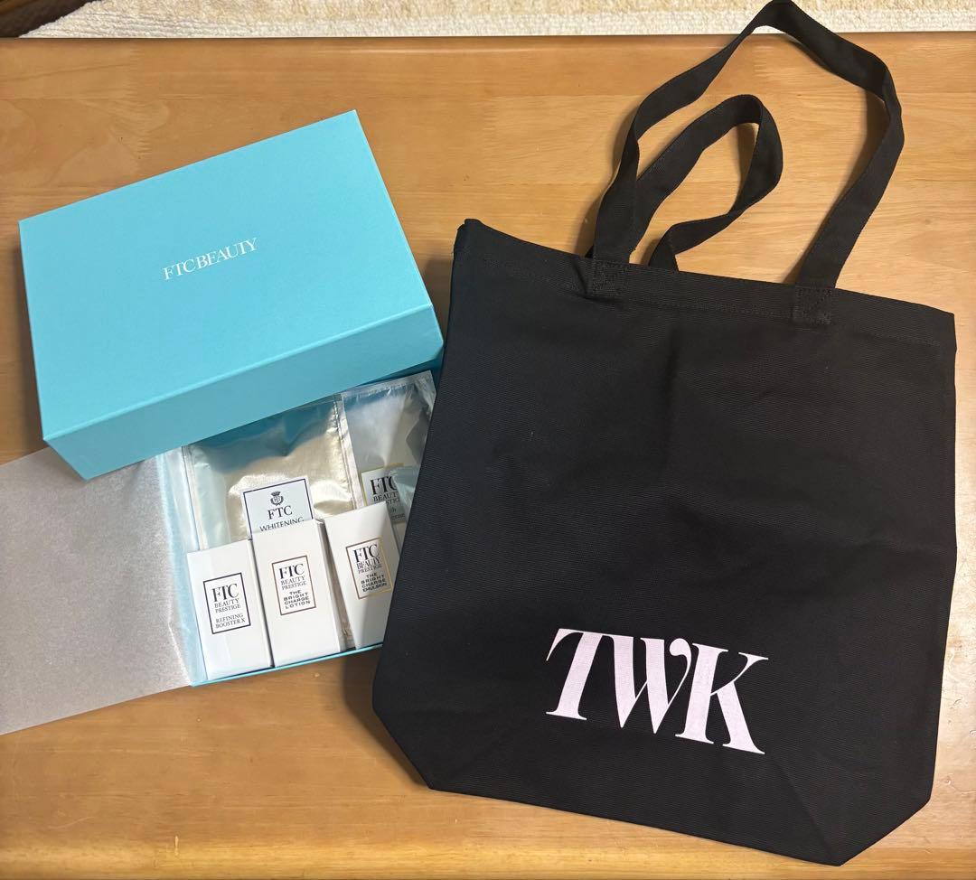 新品】FTCホリデーコフレ5025＆ノベルティトートバッグのセット（箱