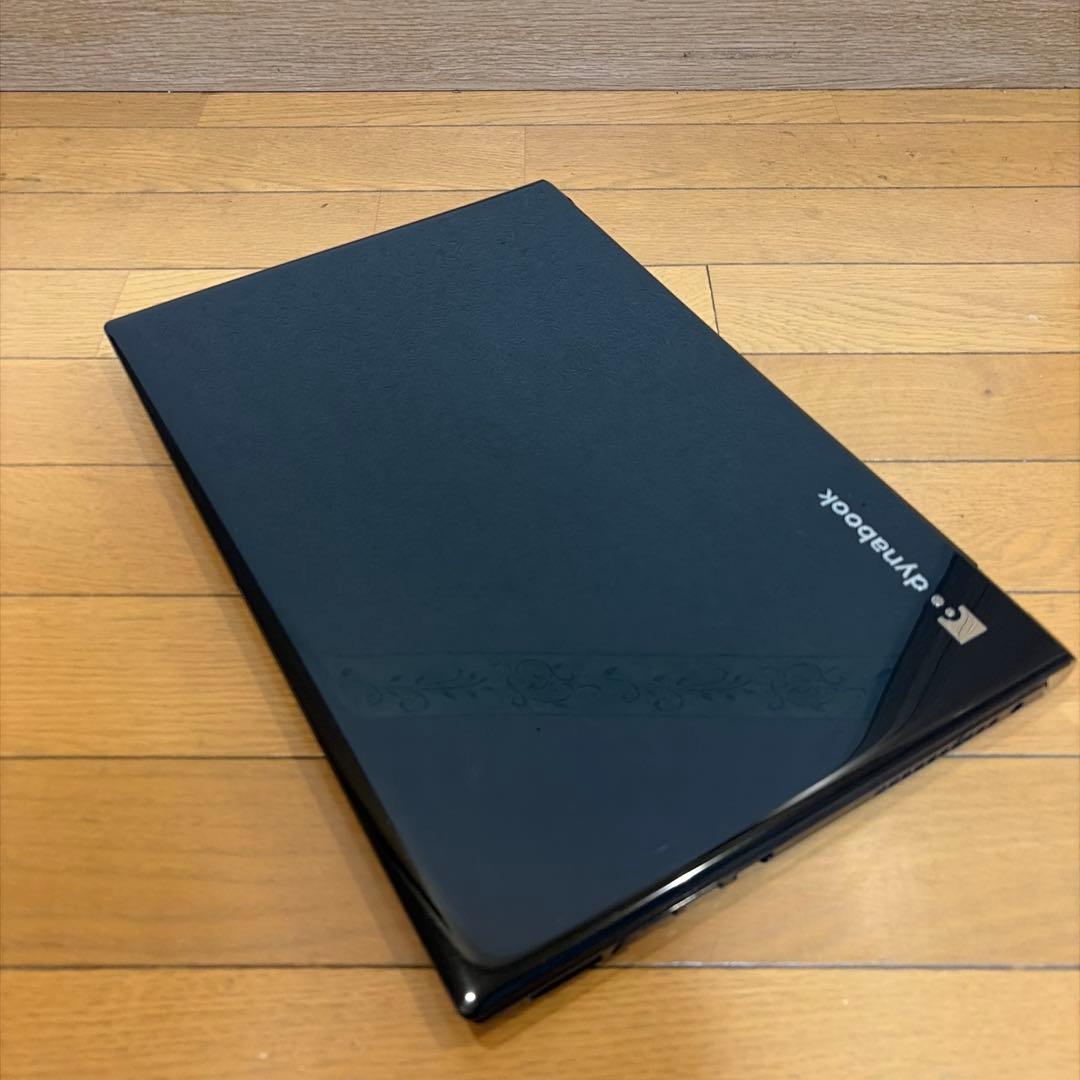 美品 東芝Dynabook T55/CB i3-7100U SSD512GB