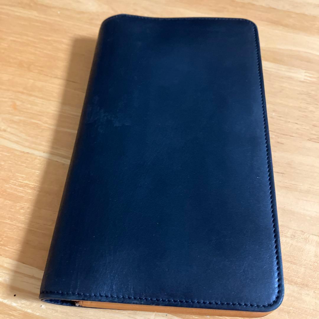 FENDI 長財布　FFロゴ　エンボスロゴ