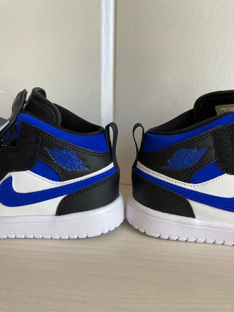 NIKE エア　ジョーダン　1 MID ALT JORDAN ナイキ　キッズ