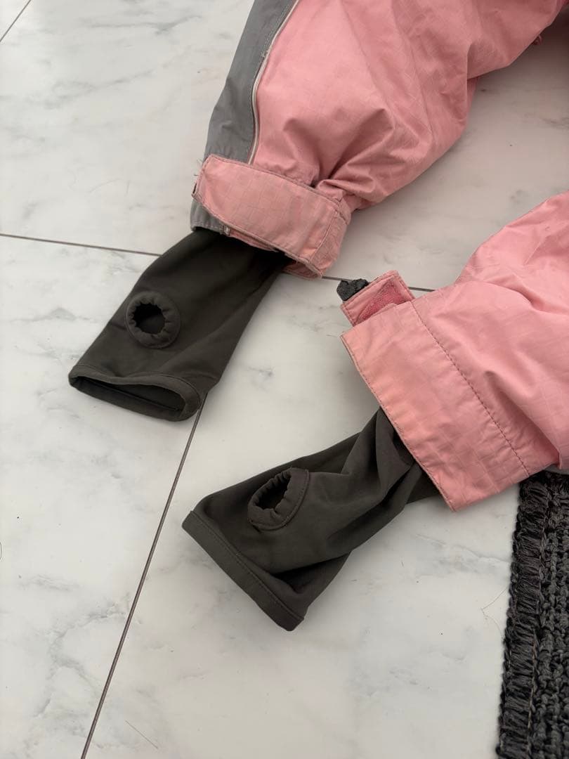 Gush ウェア　上下　ゴーグル➕フェイスマスク付き　ウーマンサイズ　超多機能